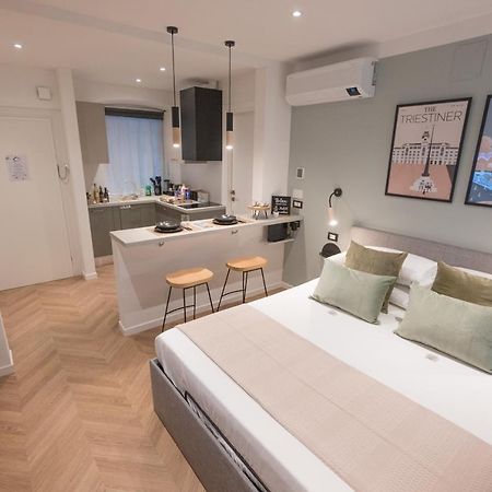 Monte 21 - San Giusto Apartment Trieste Luaran gambar