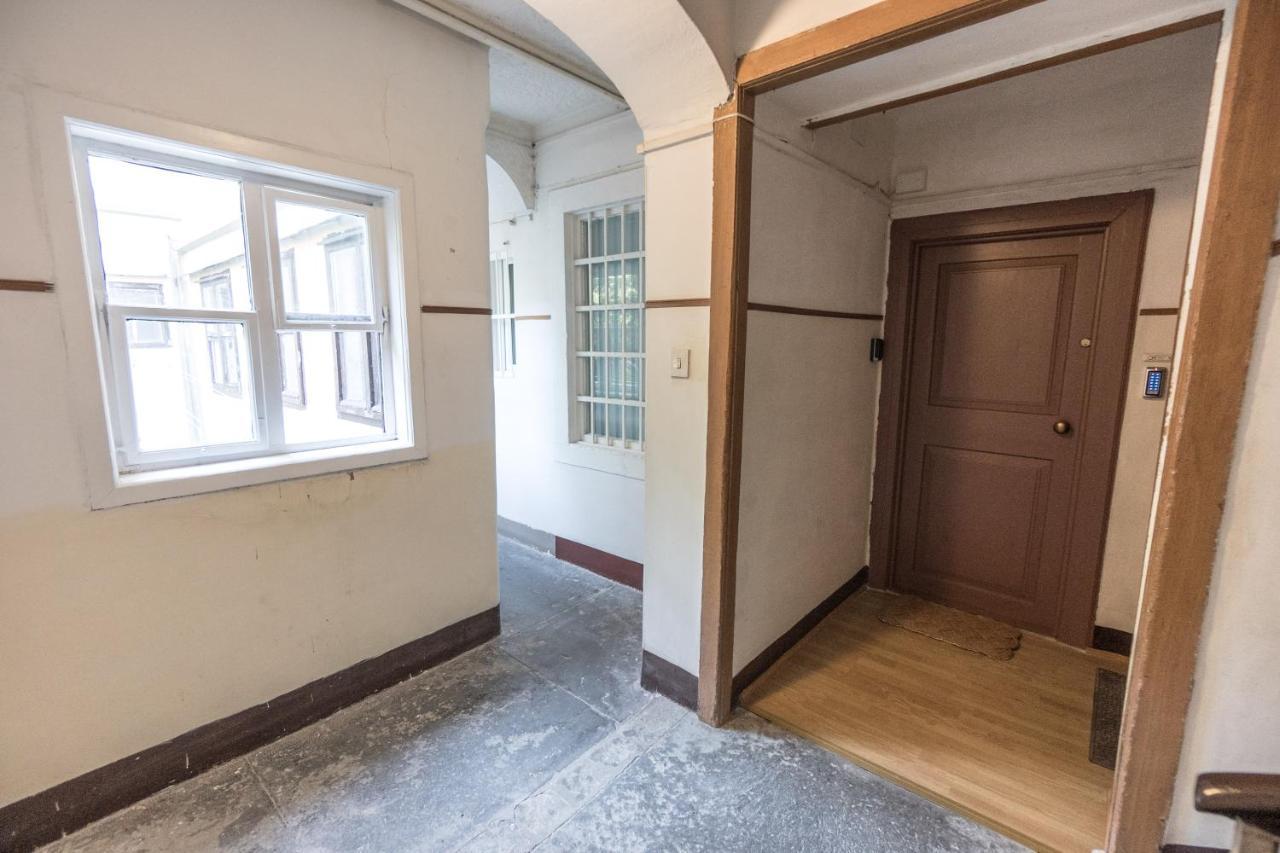 Monte 21 - San Giusto Apartment Trieste Luaran gambar